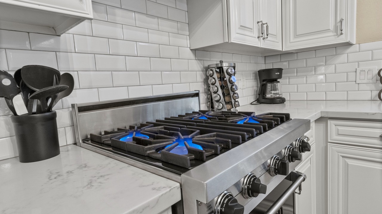Photo of Kitchen in Arabian Views