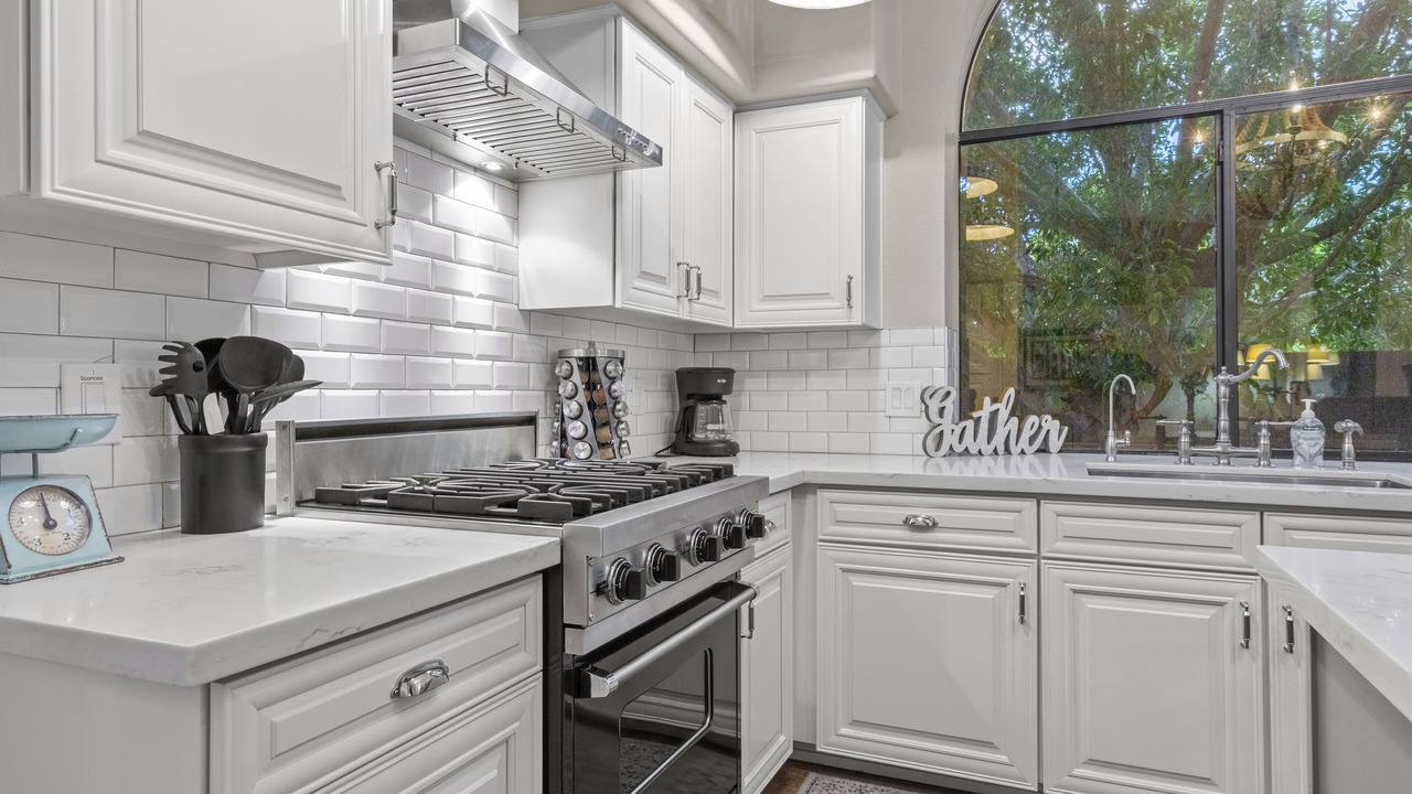 Photo of Kitchen in Arabian Views