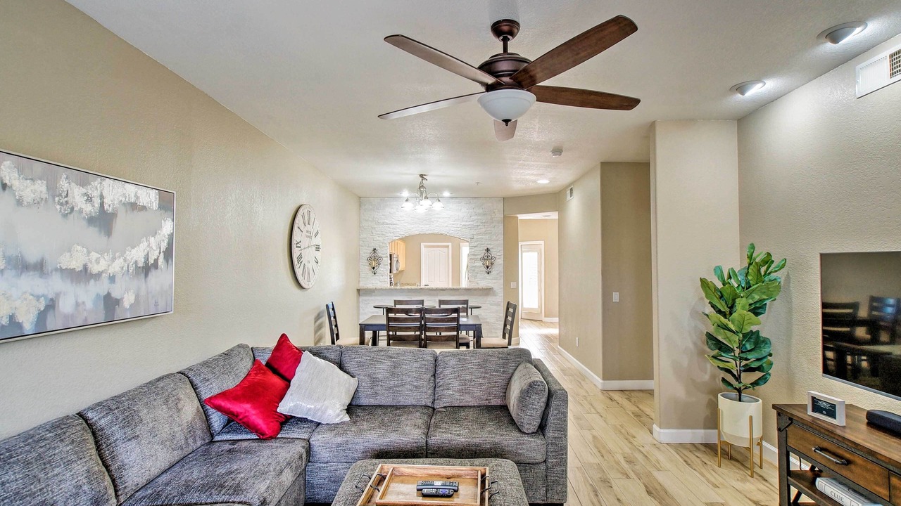 Photo of Livingroom in Security Acres