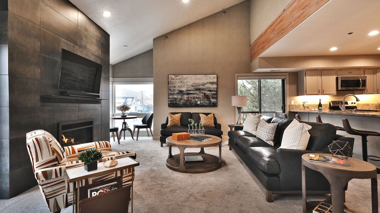 Photo of Livingroom in North Park City