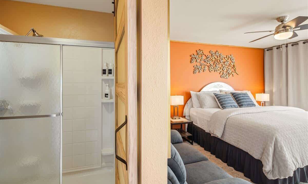 Photo of Bedroom in Oak Creek