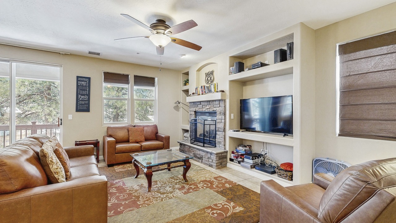 Photo of Livingroom in Flagstaff