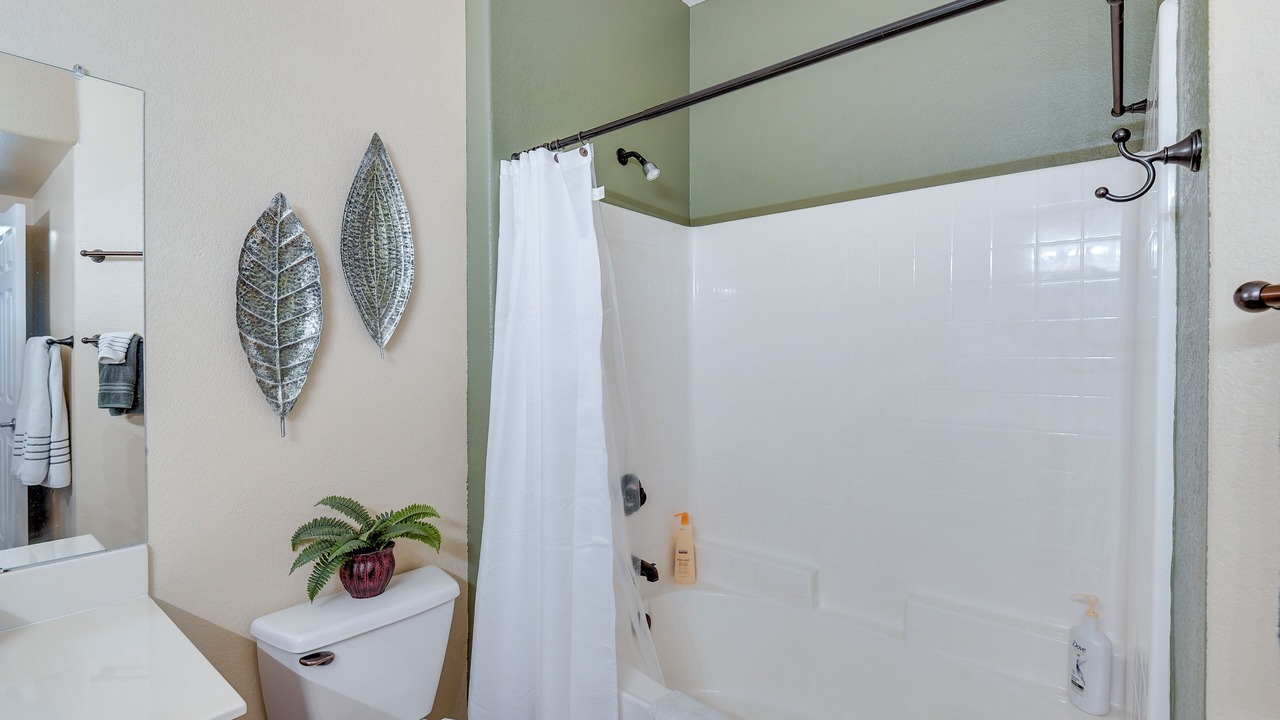 Photo of Bathroom in Parkwood Ranch