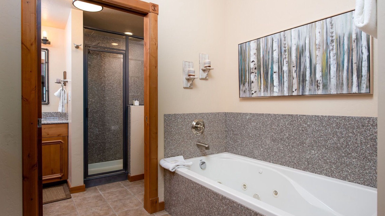 Photo of Bathroom in Midway