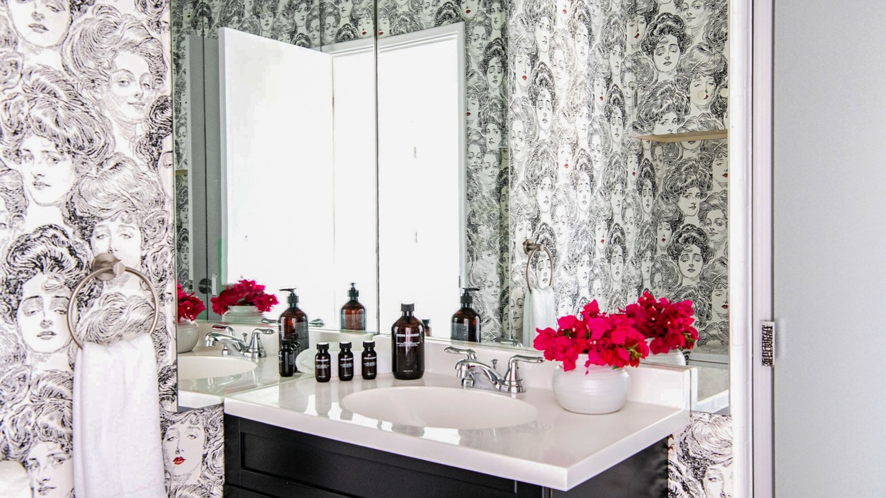 Photo of Bathroom in Camel Dale Properties