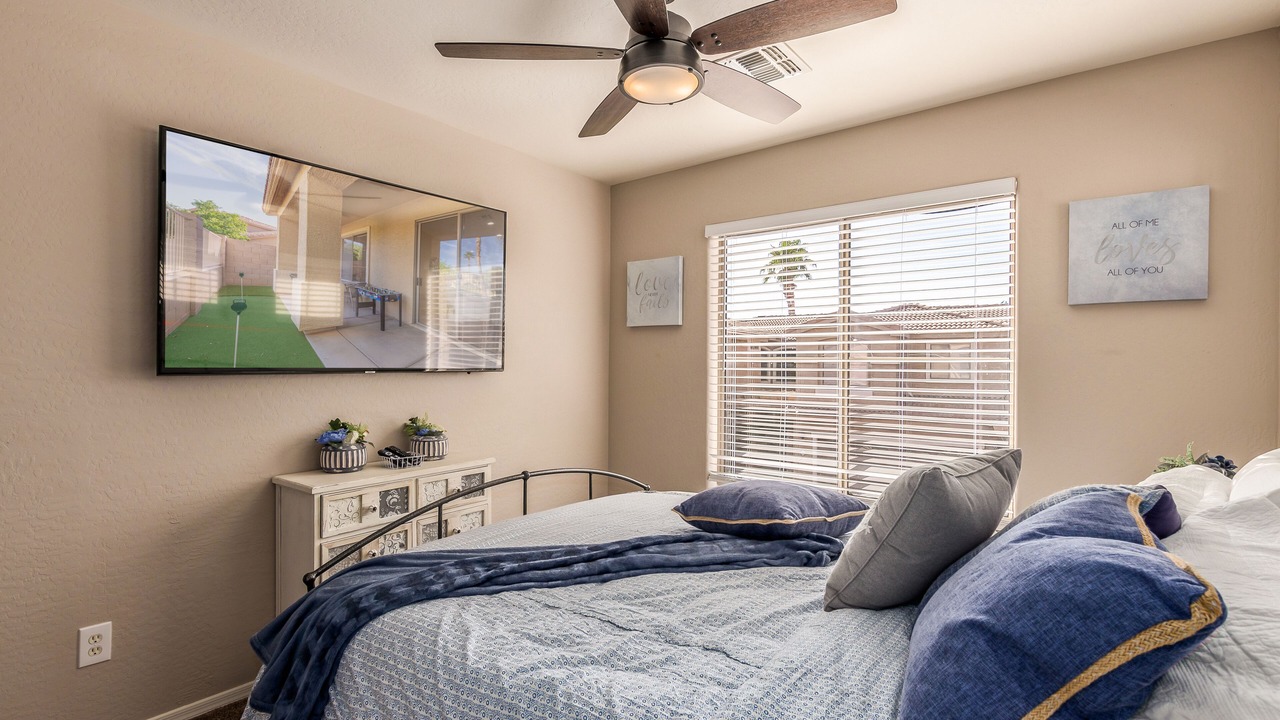 Photo of Bedroom in Alta Mesa