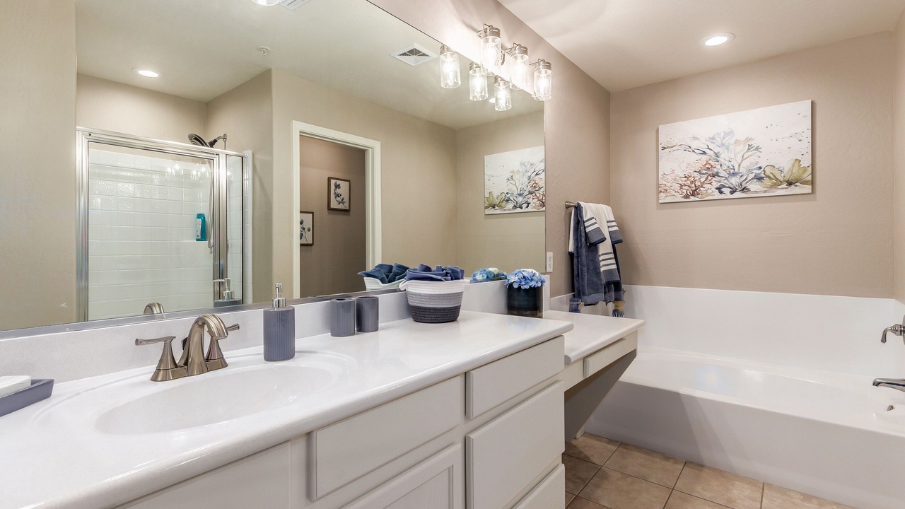 Photo of Bathroom in Alta Mesa