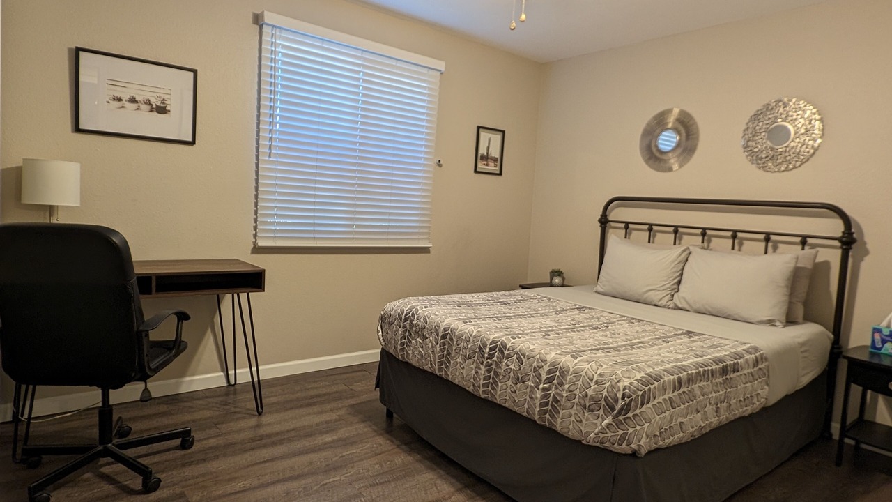 Photo of Bedroom in Kyrene-Superstition