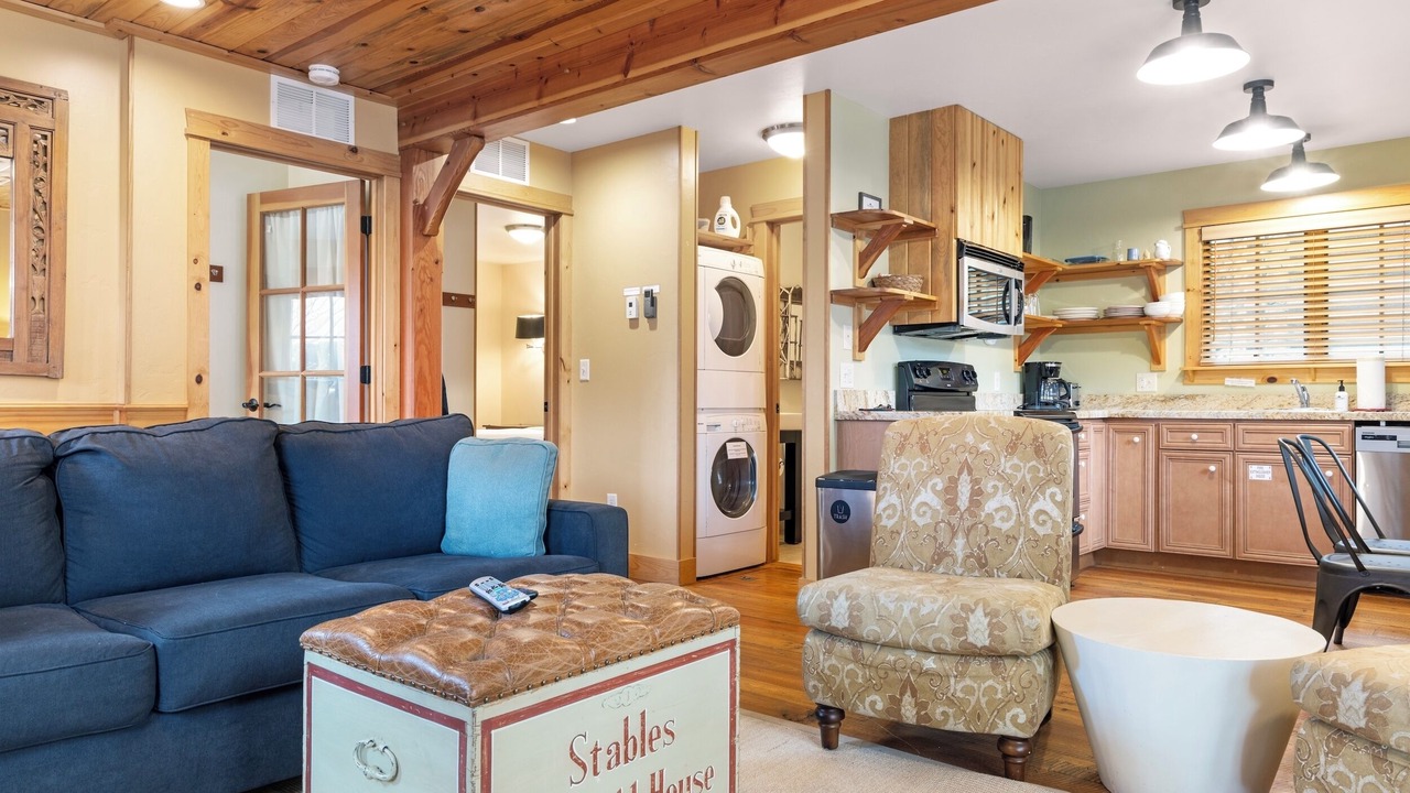 Photo of Livingroom in Jackson