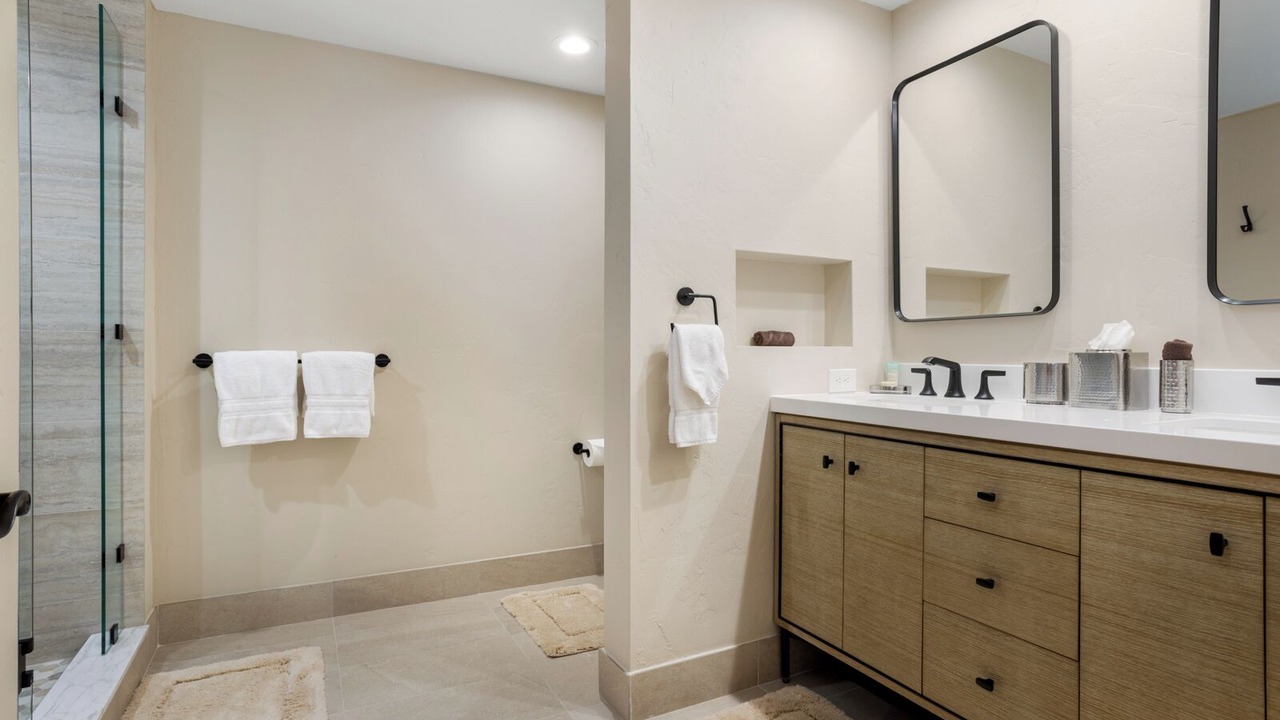 Photo of Bathroom in Edwards