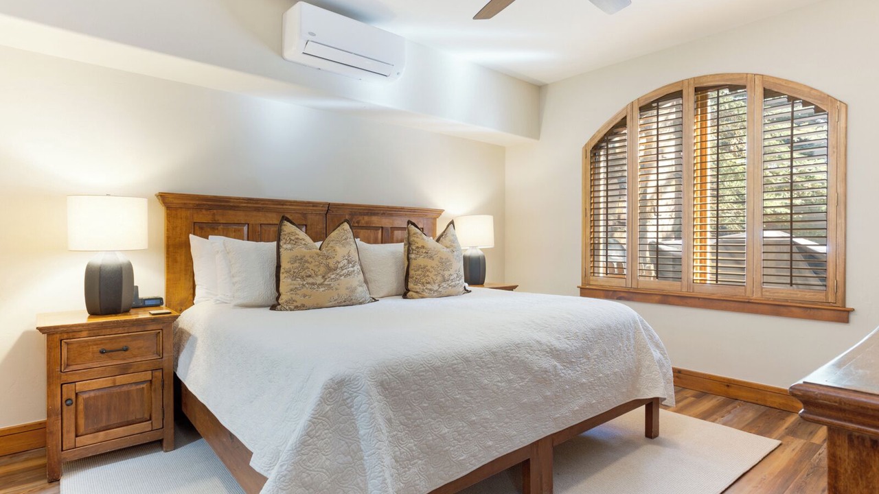 Photo of Bedroom in Edwards