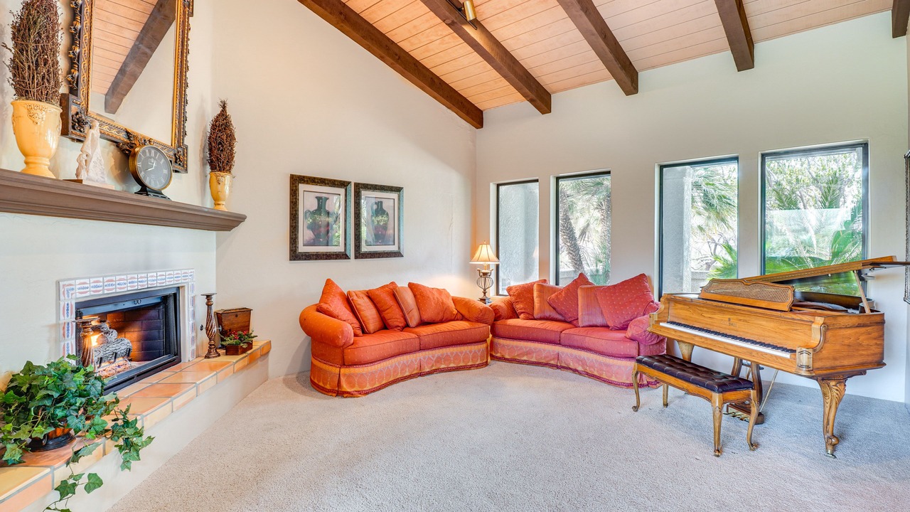 Photo of Livingroom in Catalina Ranch Estates