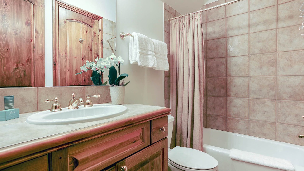 Photo of Bathroom in Edwards