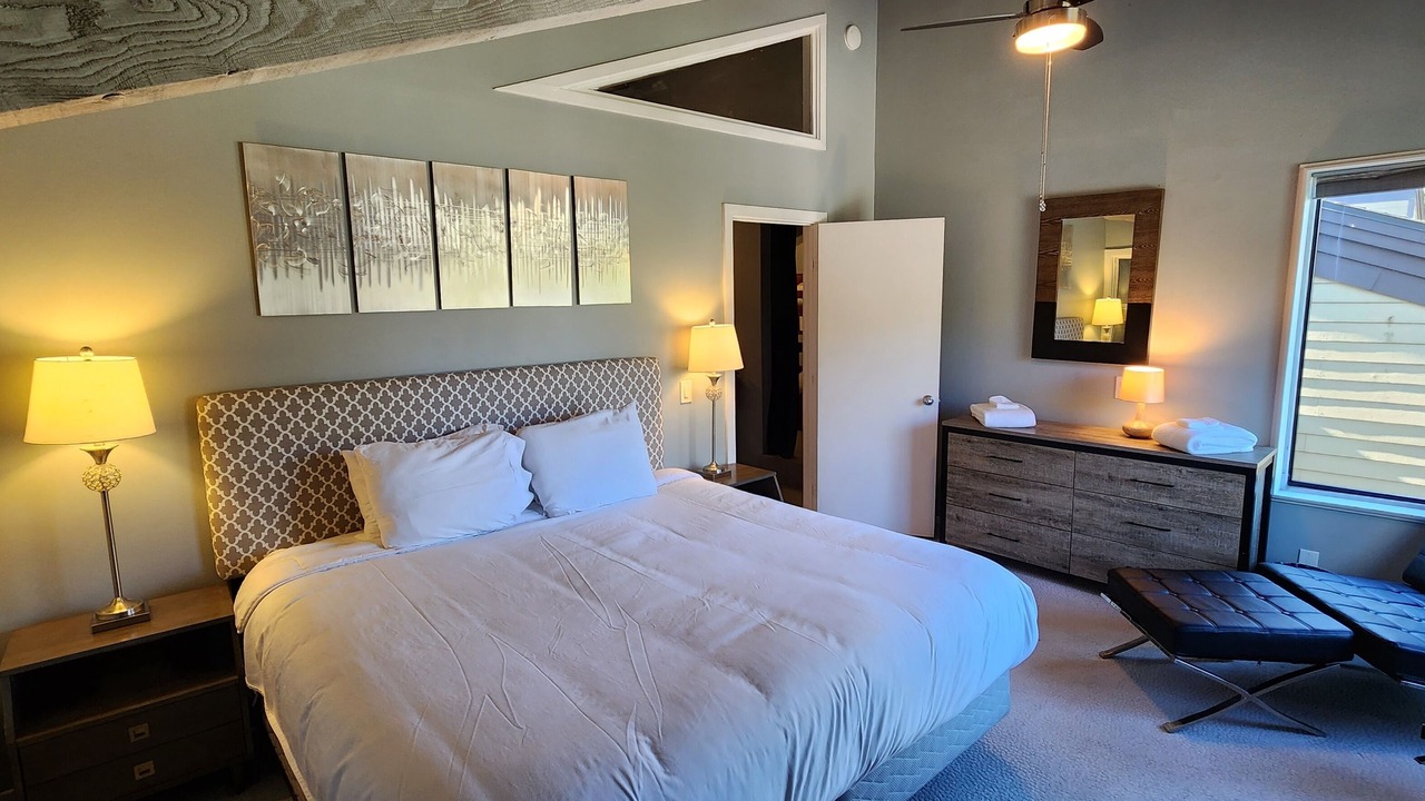 Photo of Bedroom in Mammoth Lakes