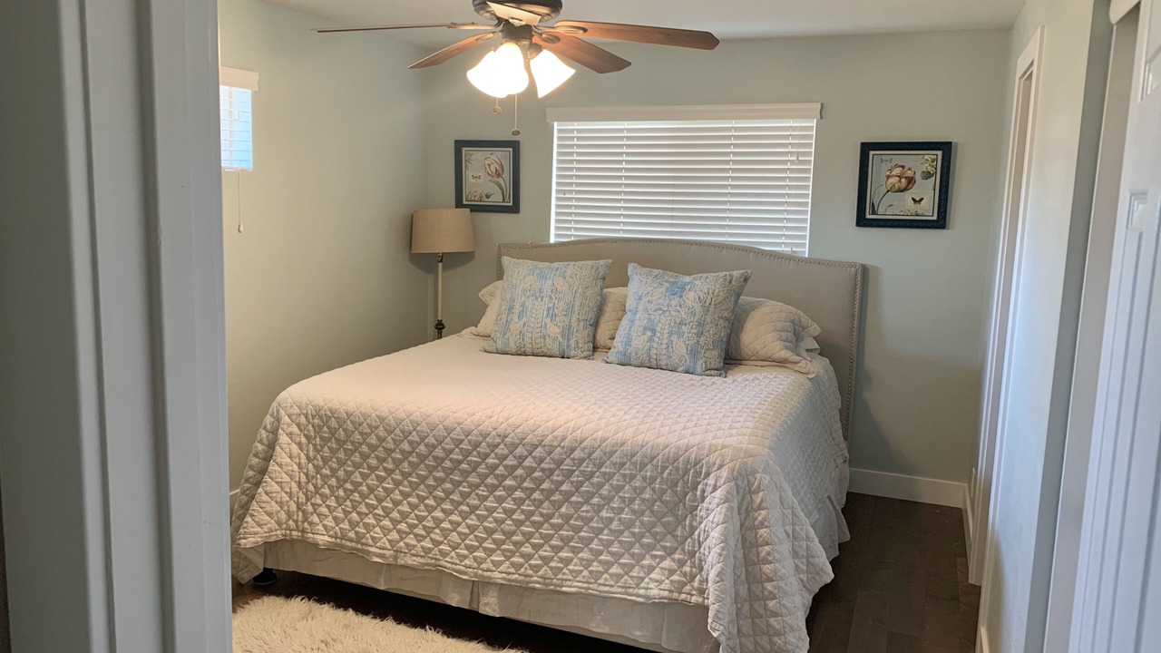 Photo of Bedroom in Western Villa