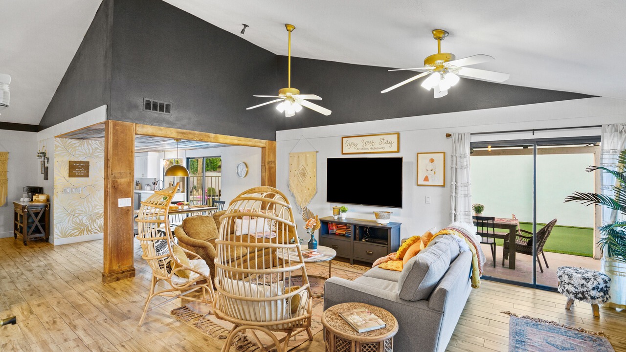 Photo of Livingroom in Pima Meadows