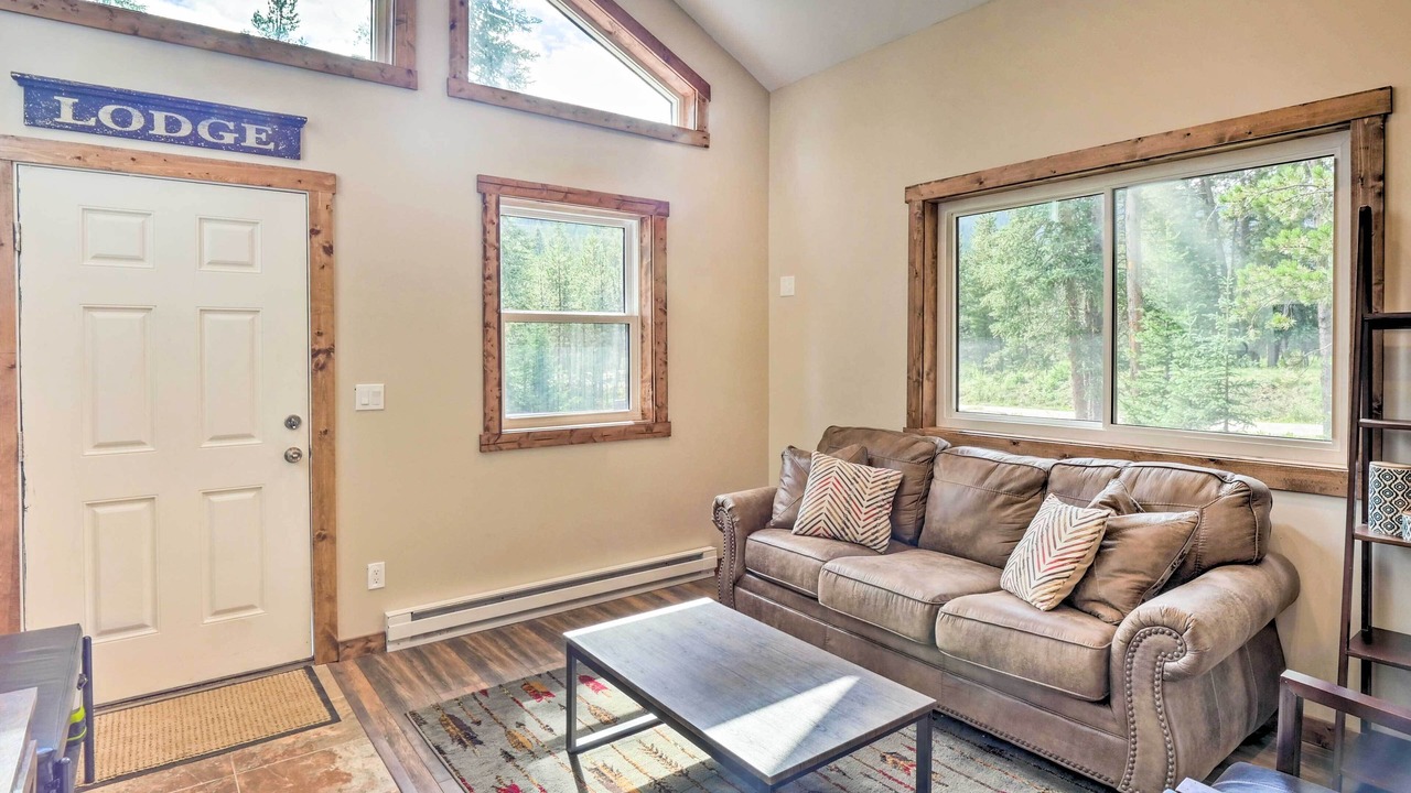 Photo of Livingroom in Sunny Slope