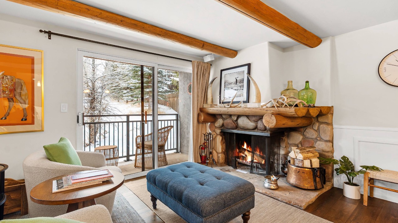 Photo of Livingroom in Aspen