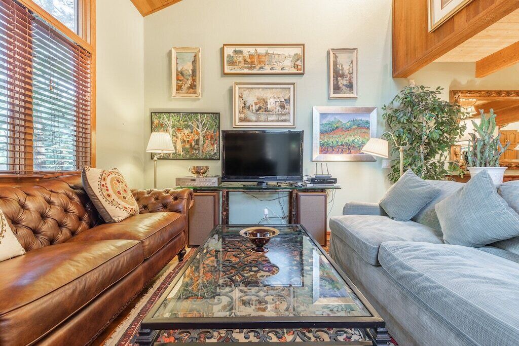 Photo of Livingroom in Mammoth Lakes