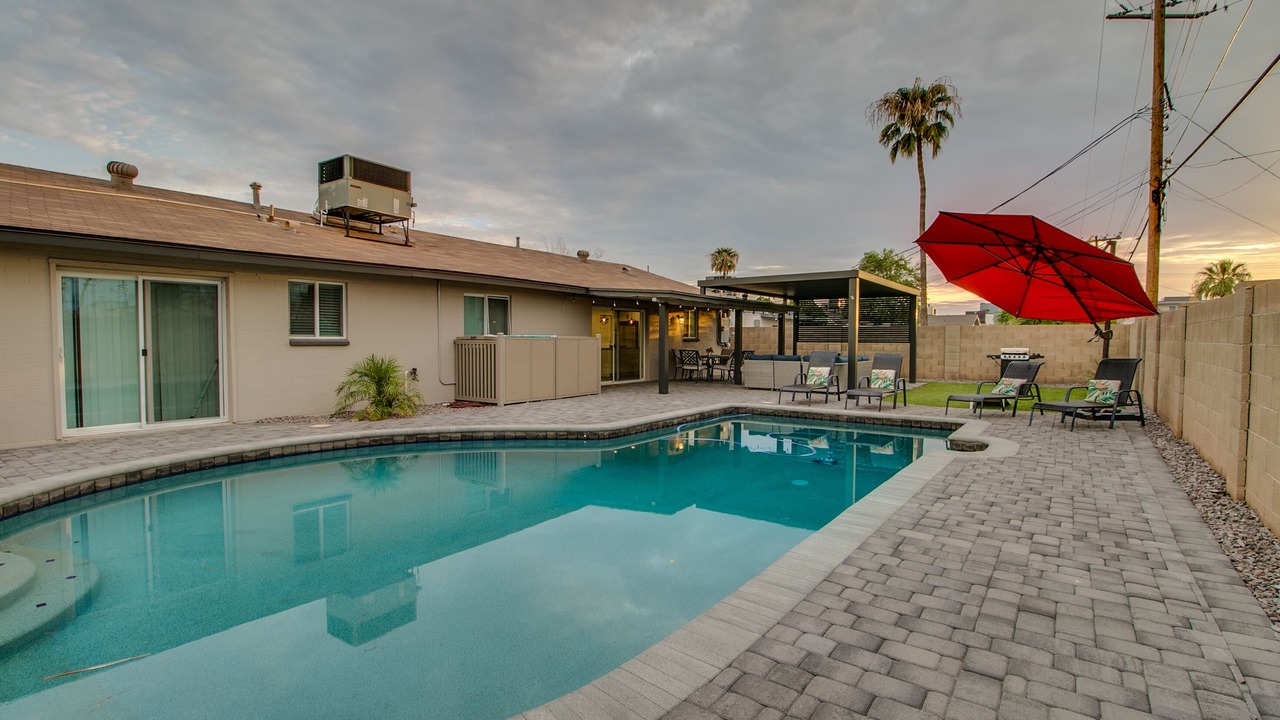 Photo of Outdoor in Cox Heights