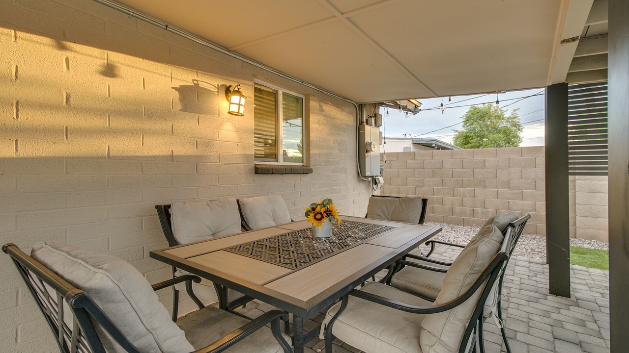 Photo of Outdoor in Cox Heights
