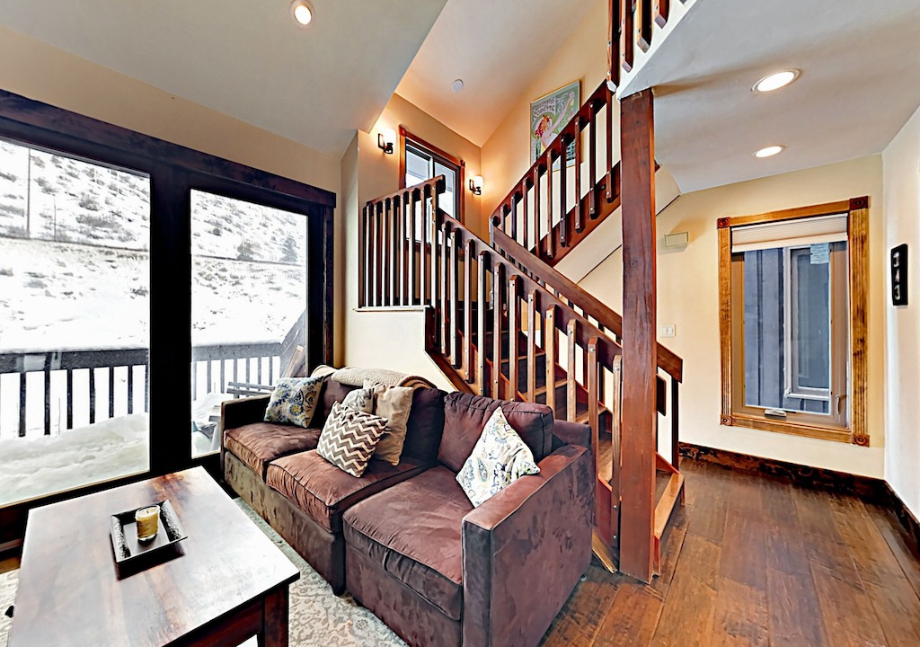 Photo of Livingroom in Intermountain