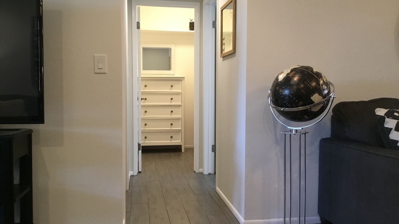 Photo of Bedroom in Paradise Valley Village