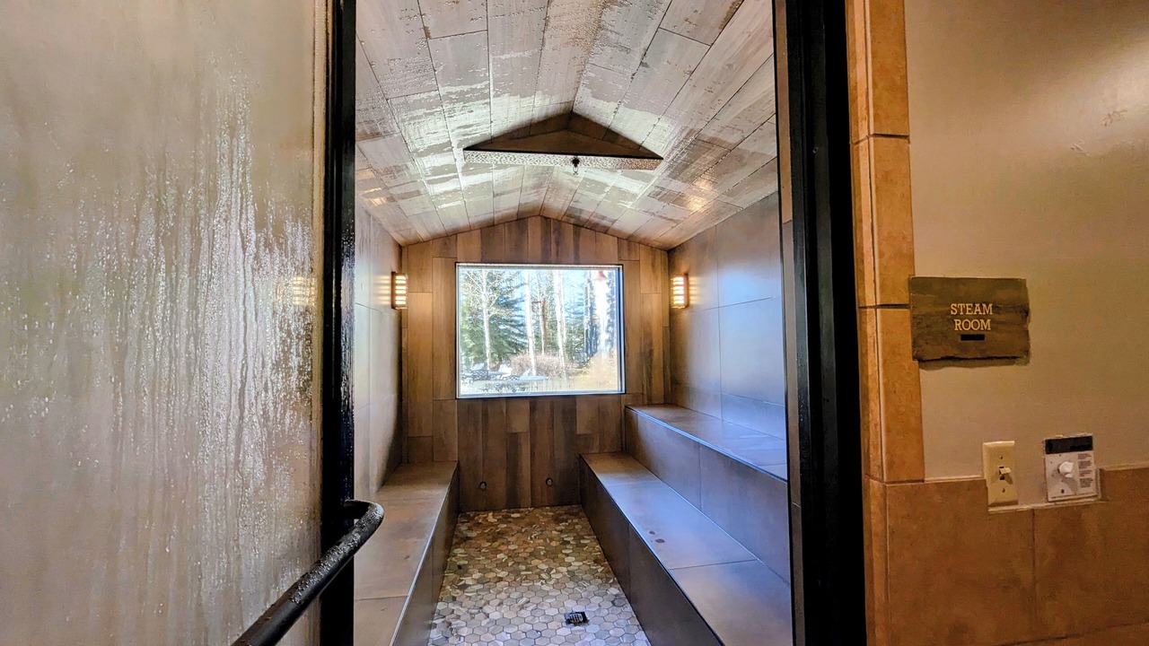 Photo of Bedroom in River Run