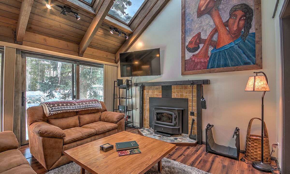 Photo of Livingroom in Warrior's Mark
