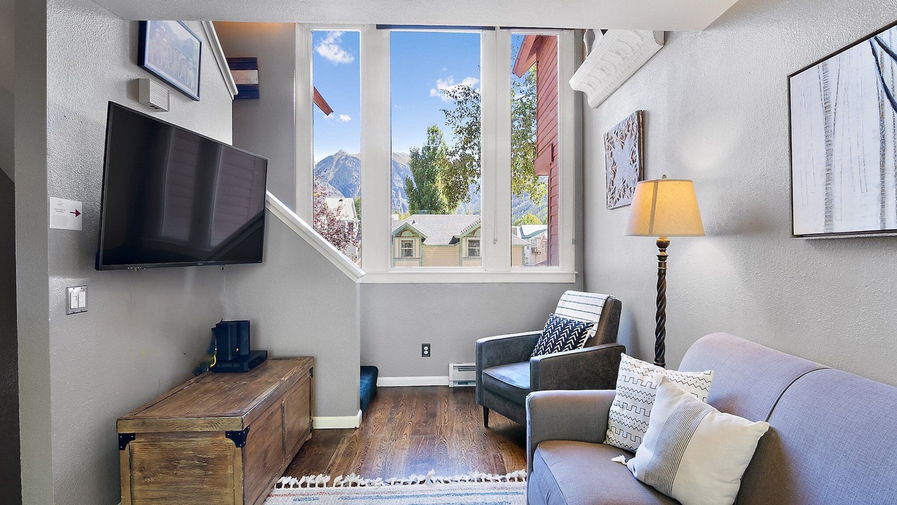 Photo of Livingroom in Telluride