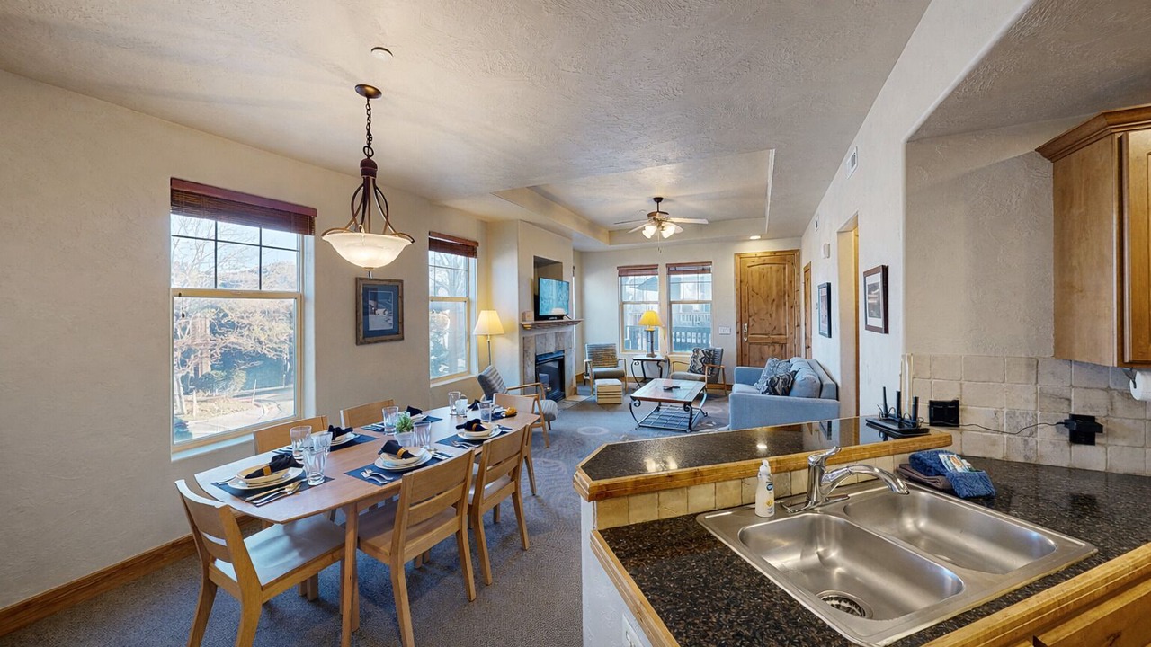 Photo of Livingroom in Kimball Junction