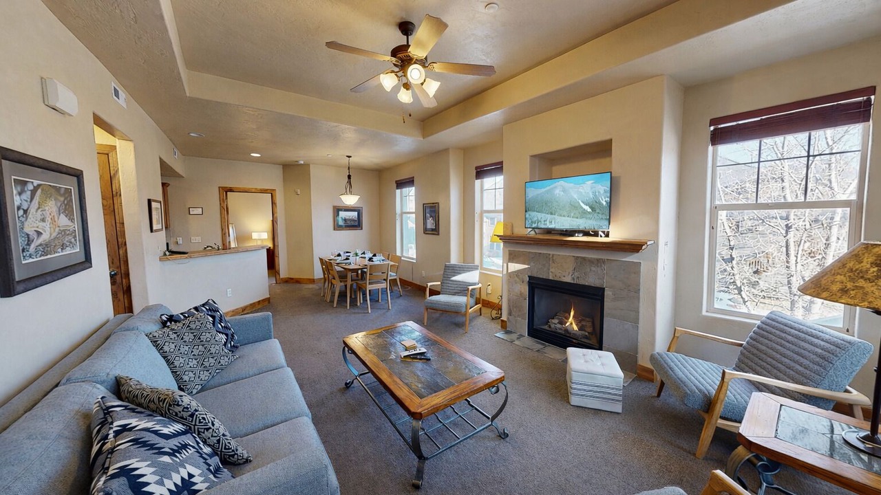 Photo of Livingroom in Kimball Junction
