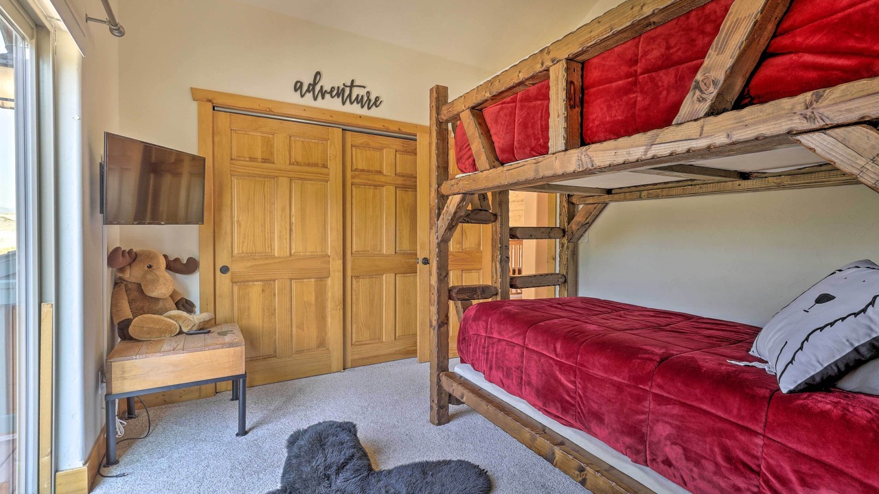 Photo of Bedroom in Silvercreek