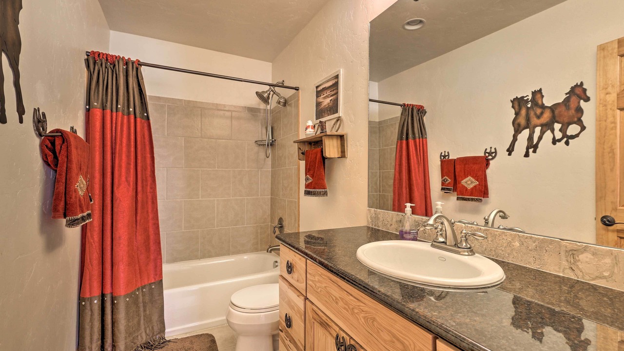 Photo of Bathroom in Silvercreek