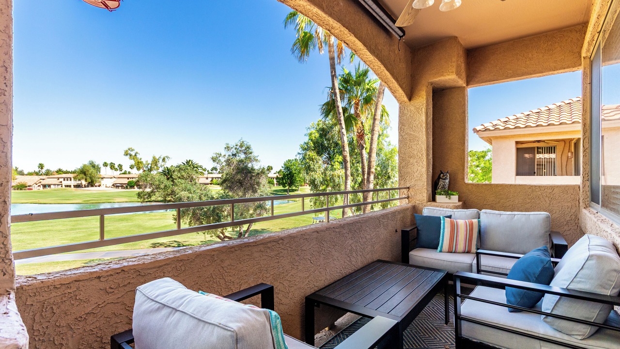 Photo of Patio Balcony in Alta Mesa