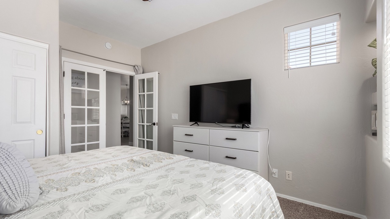 Photo of Bedroom in Alta Mesa