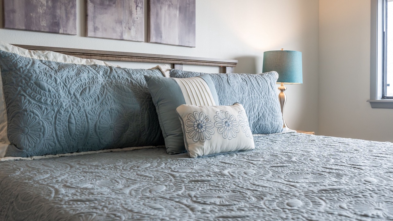Photo of Bedroom in Lake Hamilton