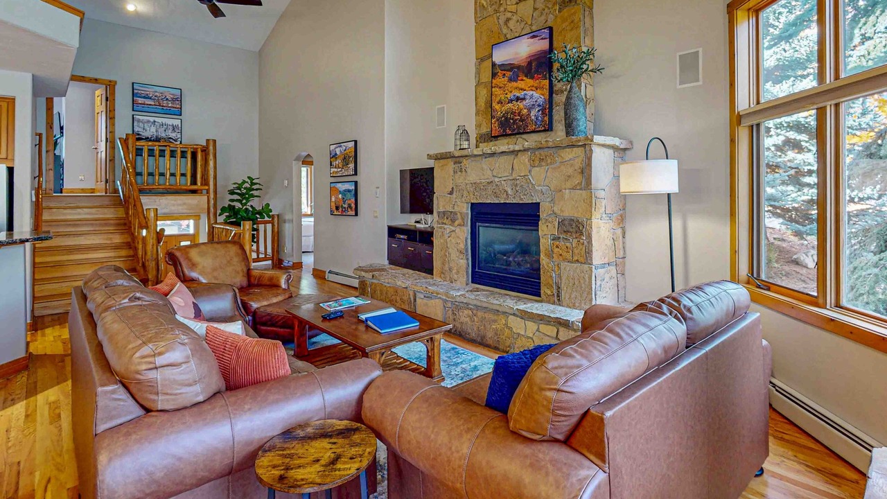Photo of Livingroom in Steamboat Springs