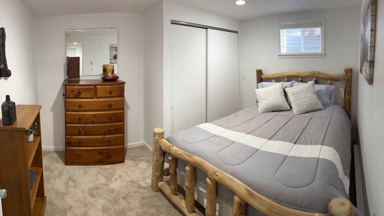 Photo of Bedroom in Jackson