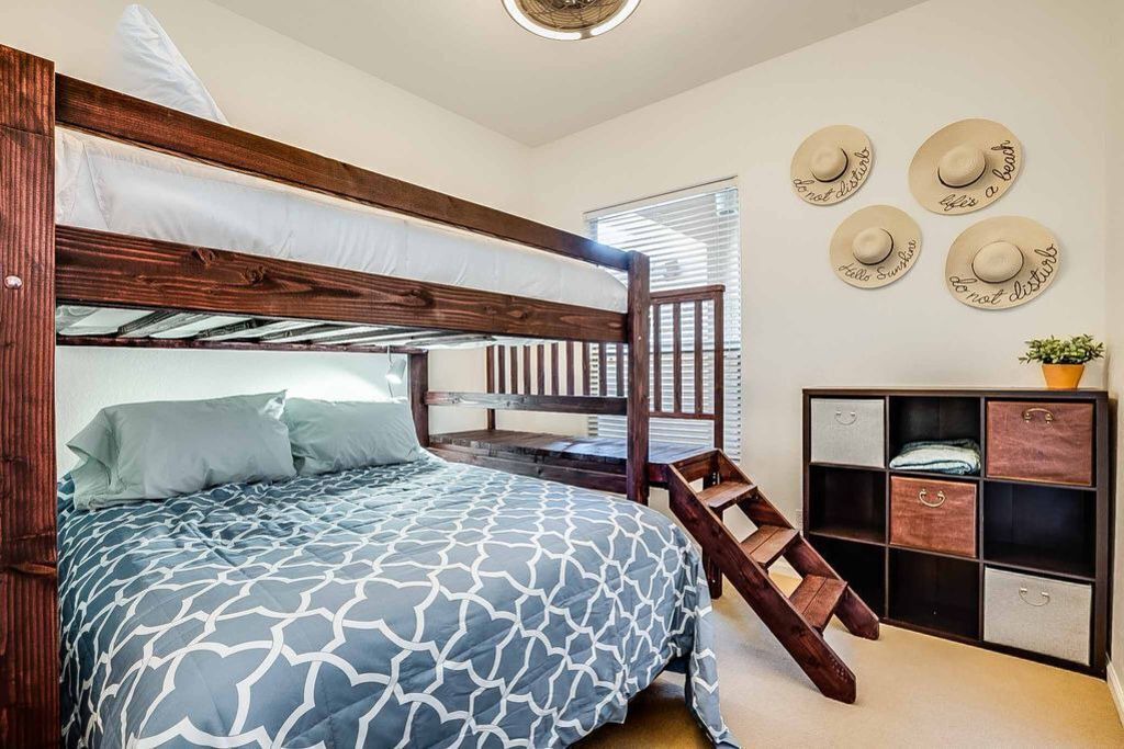Photo of Bedroom in McDowell Mountain Ranch