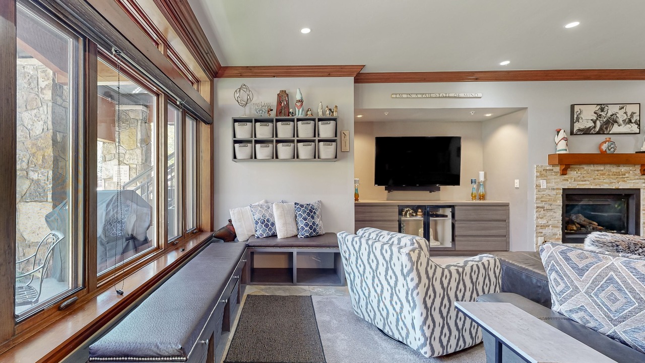 Photo of Livingroom in Vail