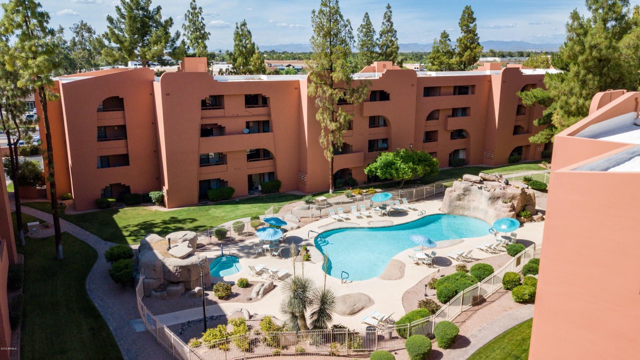 Photo of Outdoor in Paradise Valley Village