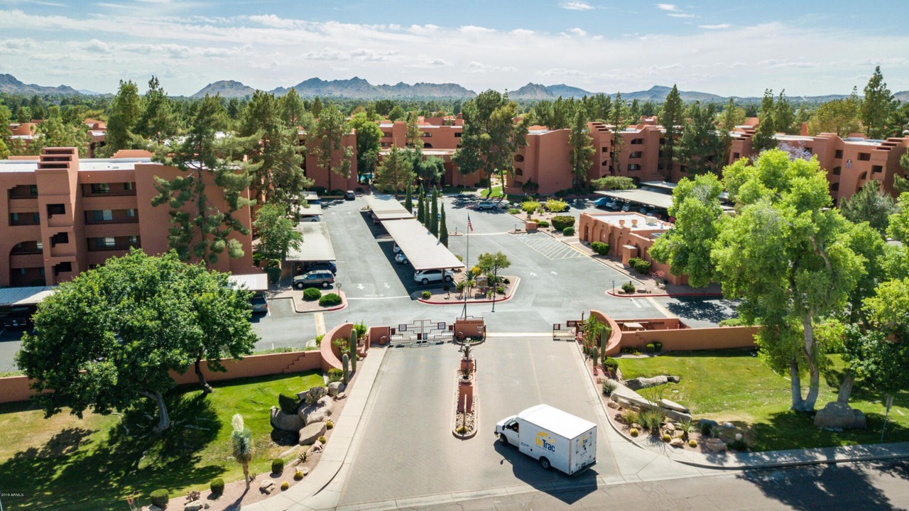 Photo of Others in Paradise Valley Village