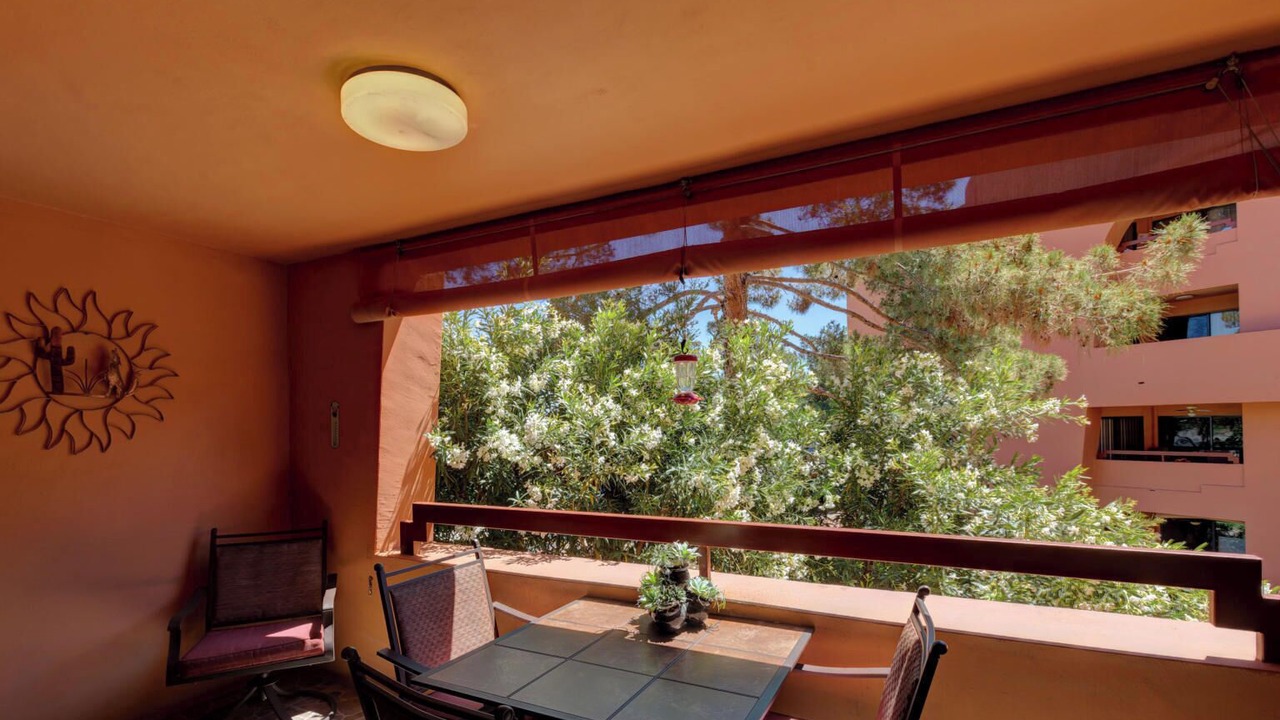 Photo of Bedroom in Paradise Valley Village