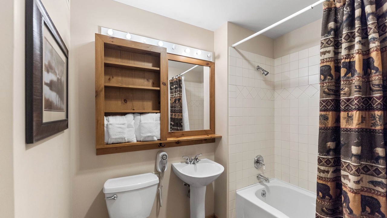 Photo of Bathroom in River Run