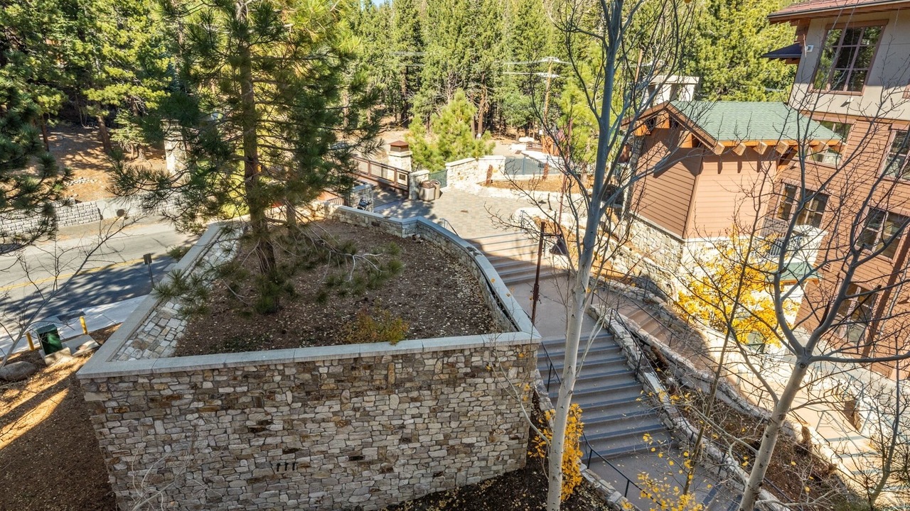 Photo of Others in Mammoth Lakes