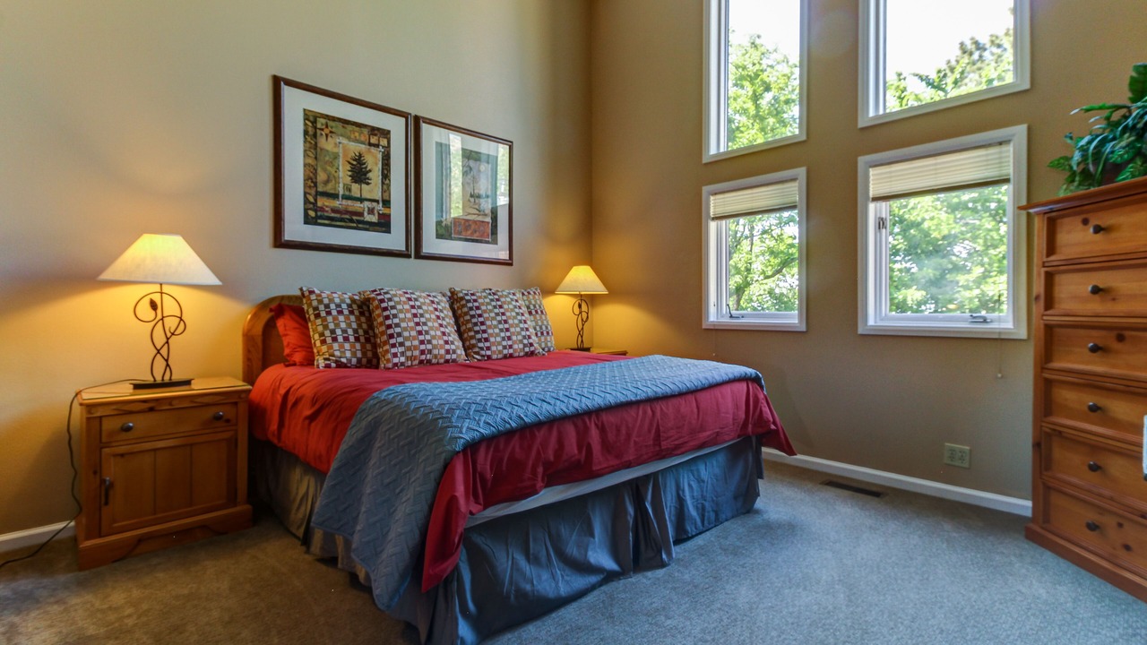 Photo of Bedroom in Cottonwood Heights