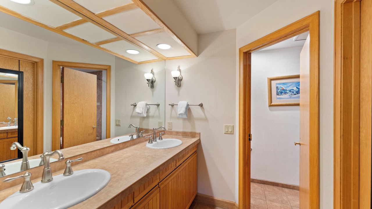 Photo of Bathroom in Mountain House