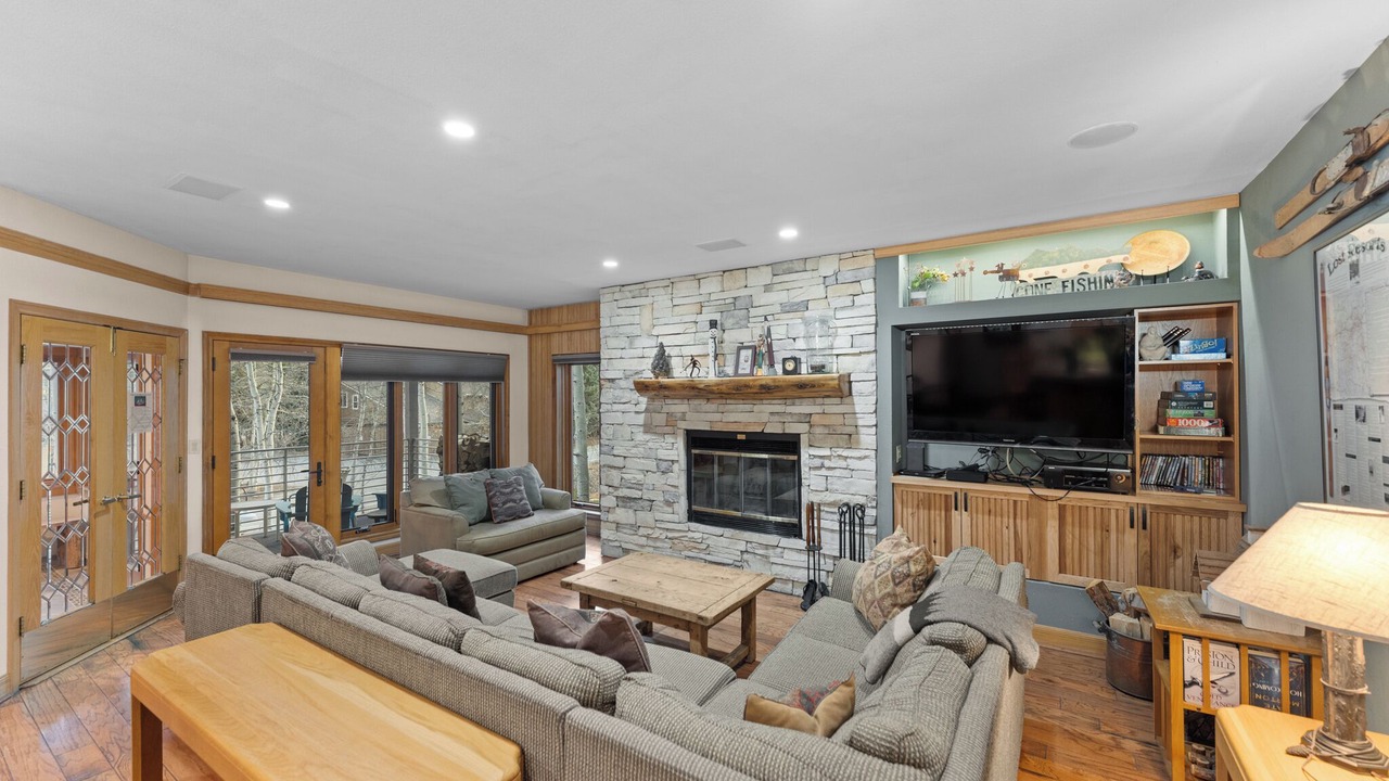 Photo of Livingroom in Mountain House