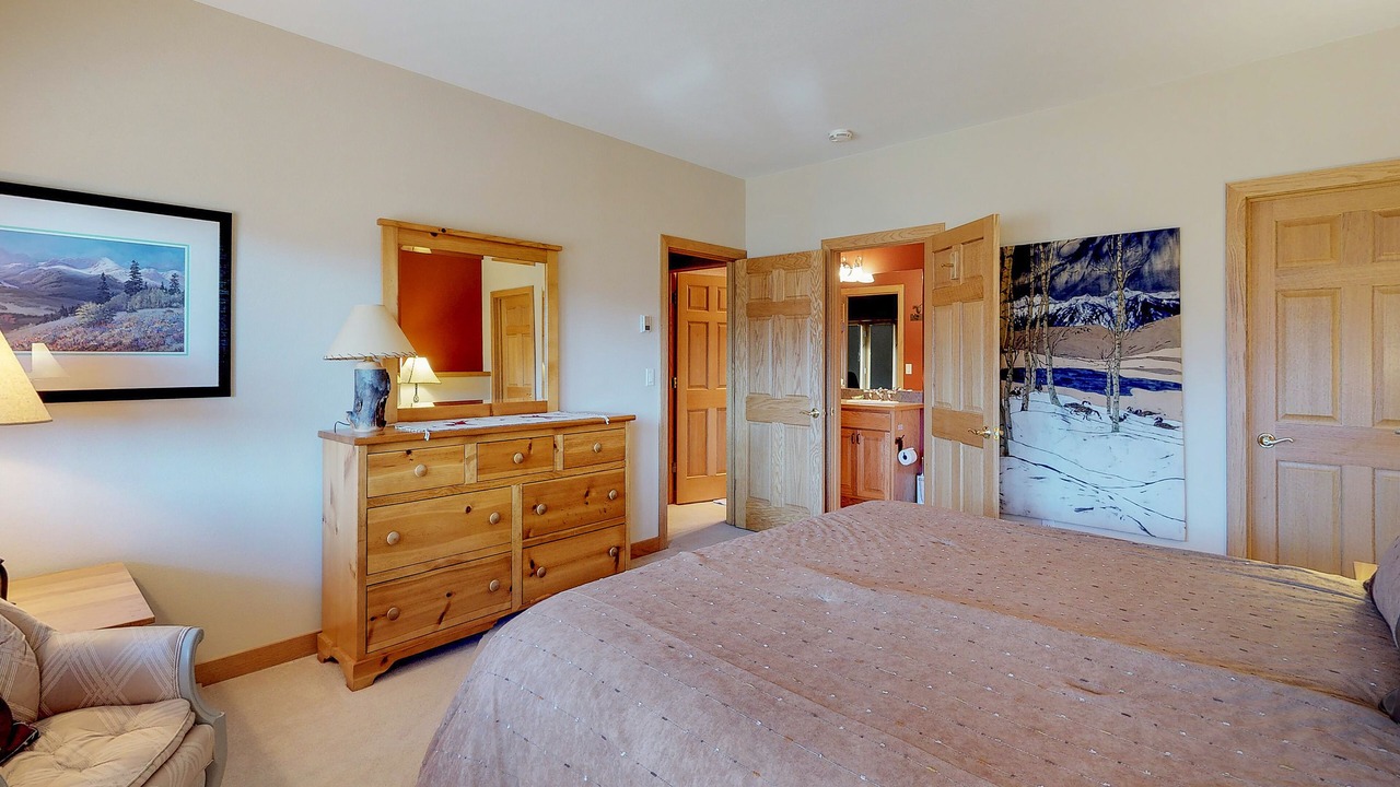 Photo of Bedroom in Hamilton Creek